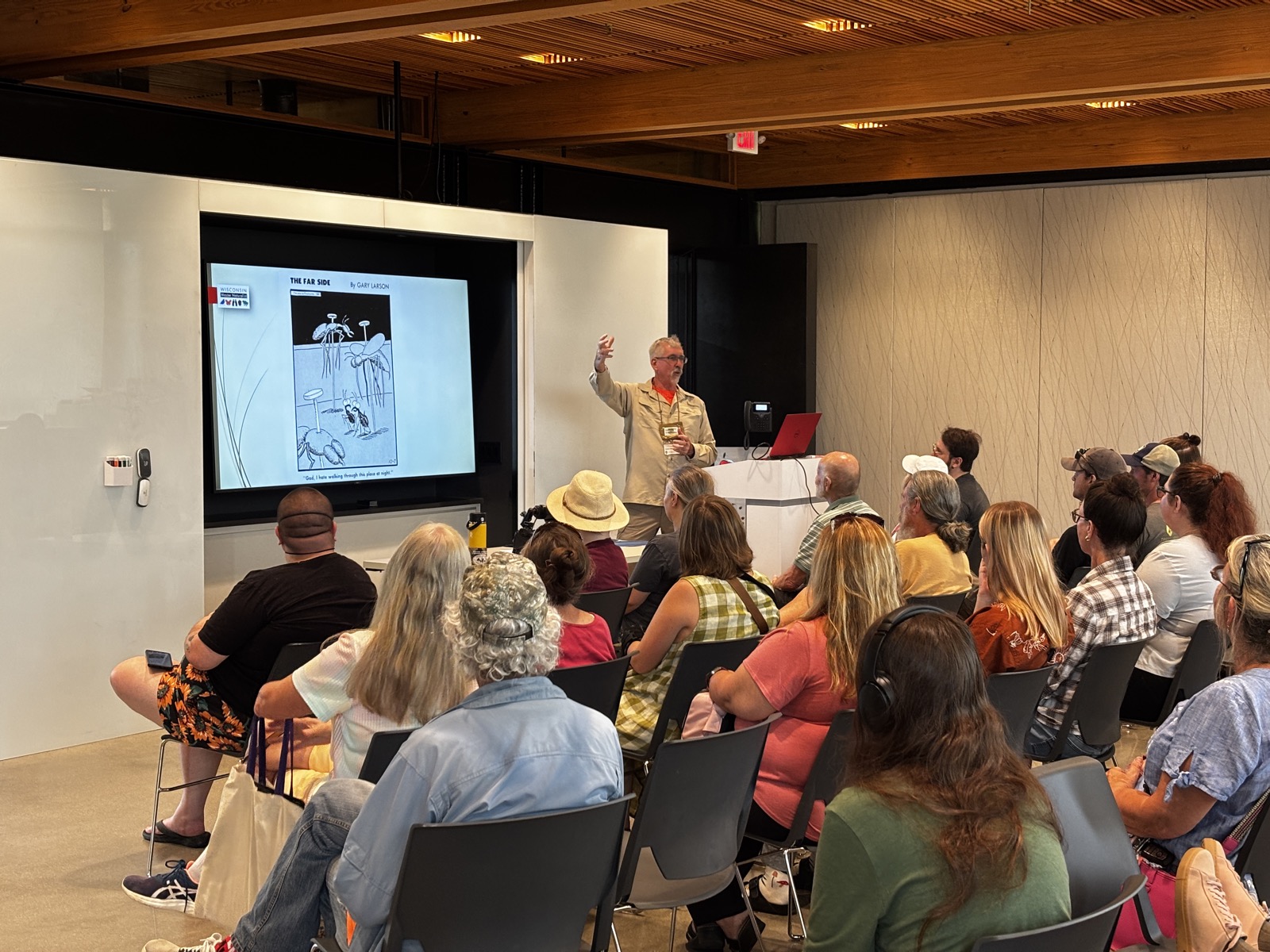 Macrophotography talk at 2025 Wisconsin Insect Fest